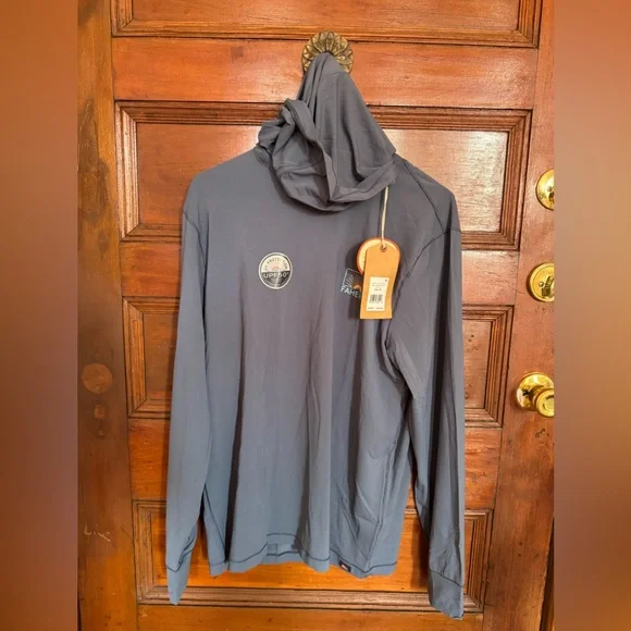 Surfrider Shorelite upf hoodie - Picture 2 of 5